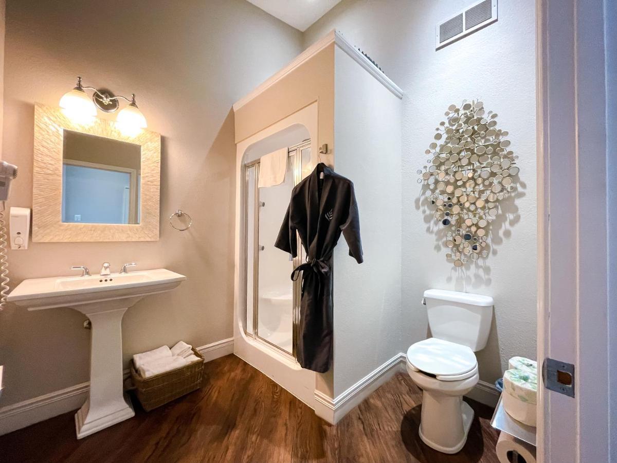 Pinemark Inn Suites Events Saint Clair Exteriér fotografie