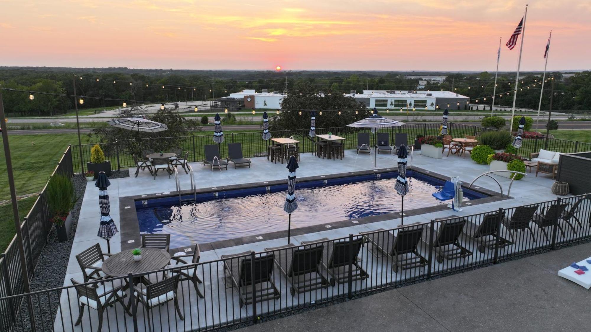 Pinemark Inn Suites Events Saint Clair Exteriér fotografie
